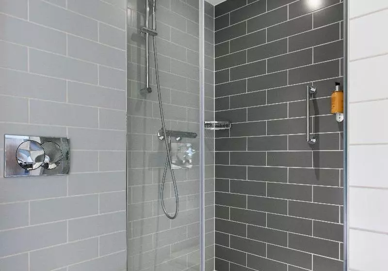 スタンダードルーム, Days Inn & Suites By Wyndham Vancouver