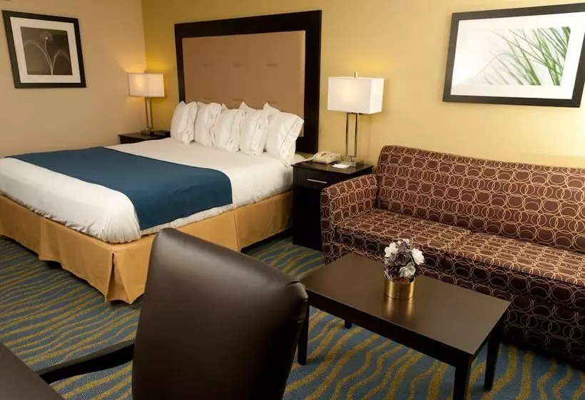 身障者適用スイートルーム, Holiday Inn Express Hotel & Suites Bloomington Normal University Area, An Ihg
