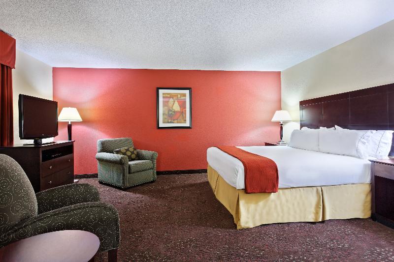 غرفة قياسية سرير كينج, Holiday Inn Express Hotel & Suites Knoxville North I 75 Exit 112, An Ihg