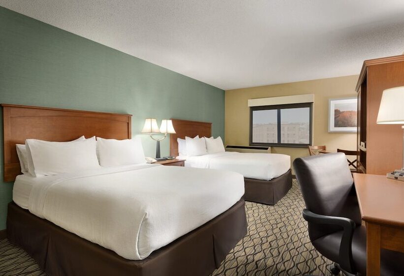 ２ダブルベッドのスタンダードルーム, Holiday Inn & Suites Duluth Downtown, An Ihg