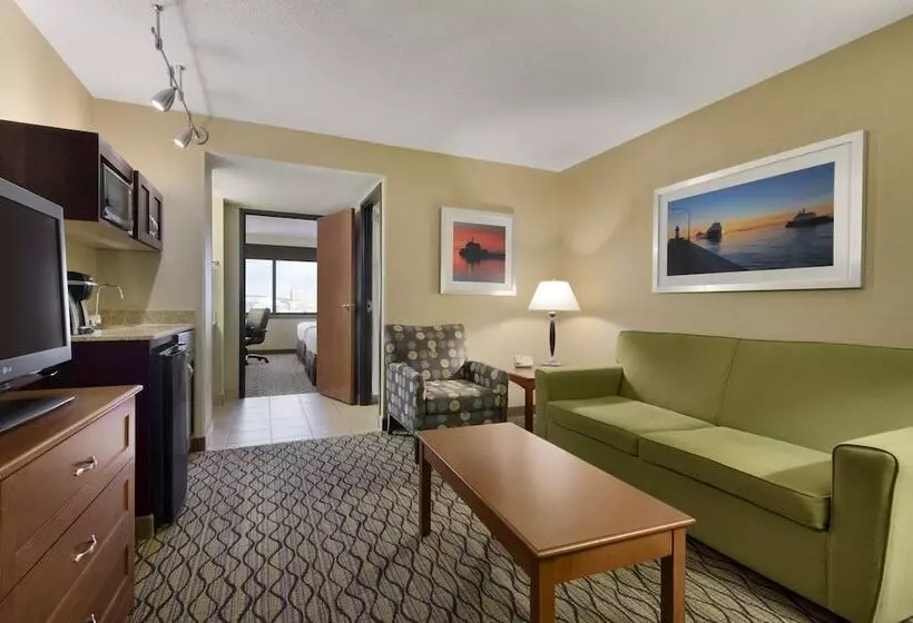 スイート, Holiday Inn & Suites Duluth Downtown, An Ihg