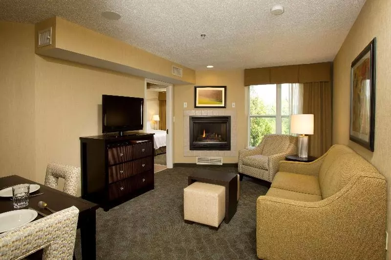 سوئیت با تخت بزرگ, Homewood Suites By Hilton Alexandria / Pentagon South