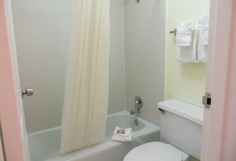 带大床的标准间, Seralago Hotel & Suites Main Gate East