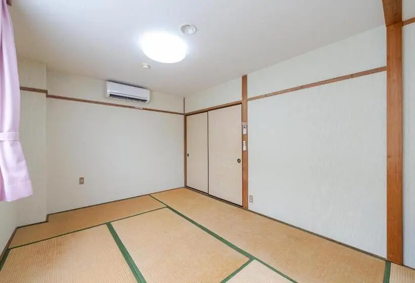 スタンダード４人部屋, Business Hotel Kyugetsu