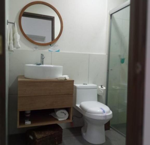 جناح, Vía Real Hotel Boutique