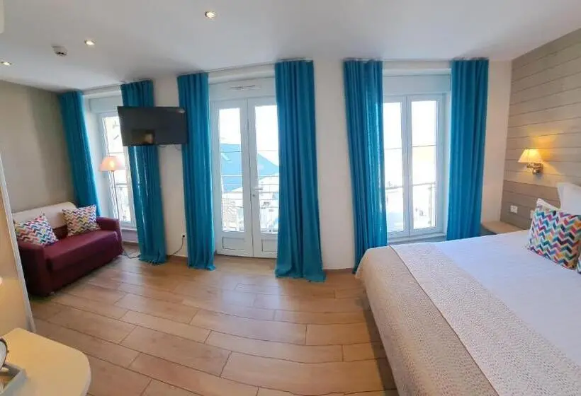 Triple Room Sea View, La Maison Du 6