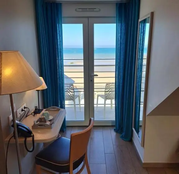 Perhehuone Merinäkymä, La Maison Du 6