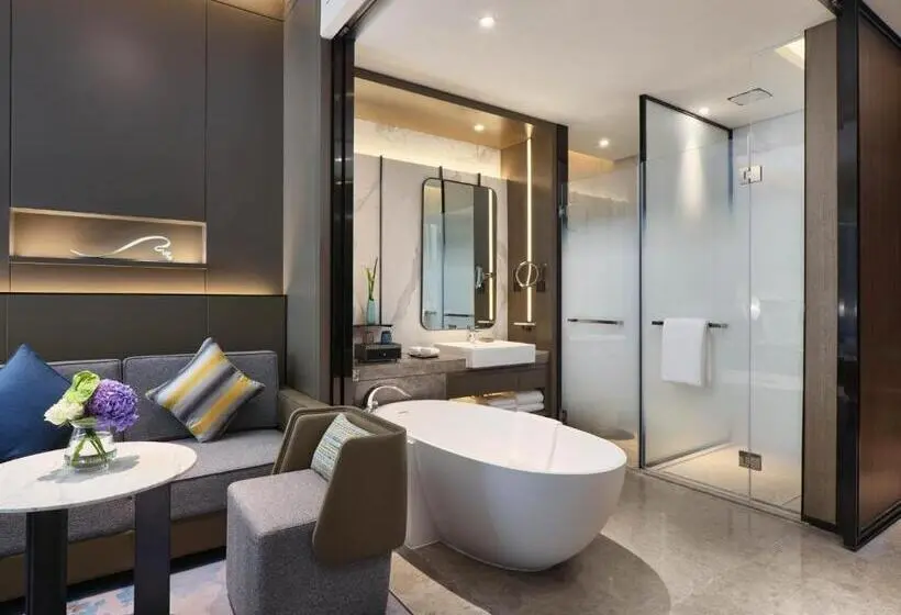 プレミアムルーム, Crowne Plaza Wuhan Development Zone, An Ihg