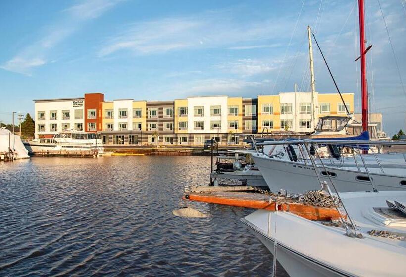 キングサイズベッドのスイートルーム, Fairfield Inn & Suites By Marriott Duluth Waterfront