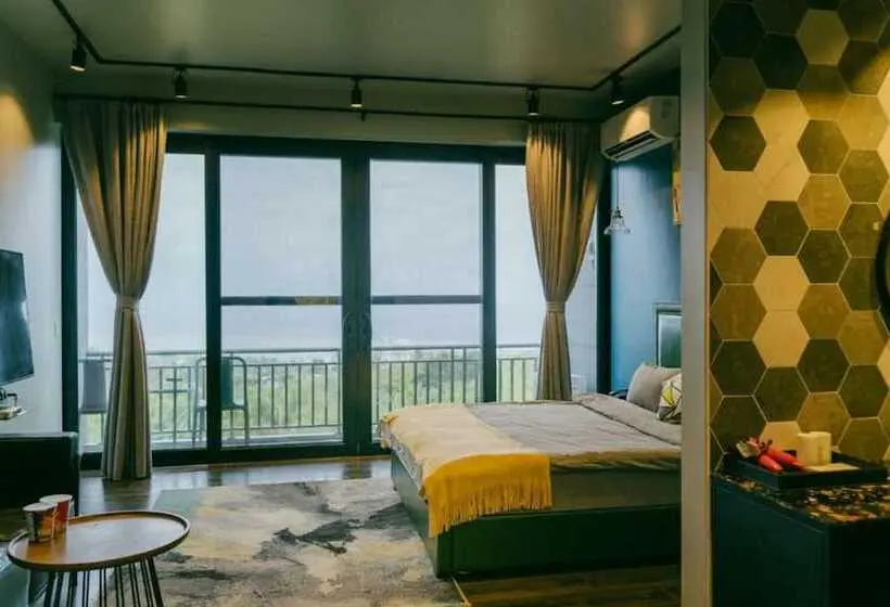 اتاق لوکس با چشم‌انداز دریا, Saipan Skyline Designers