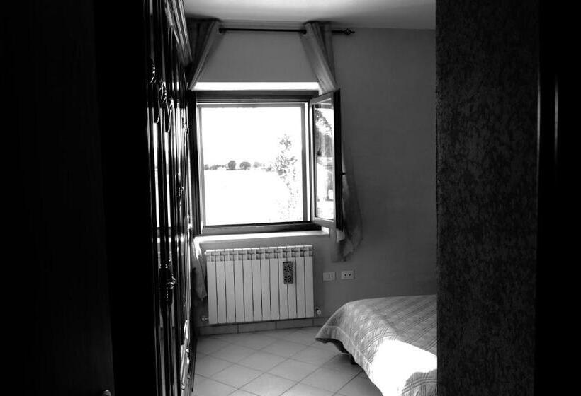 דירת חדר בקומת קרקע, Parcoverdepino