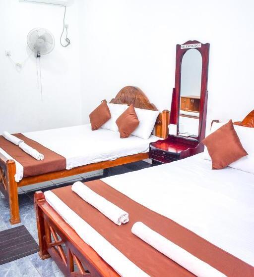 חדר משפחתי, Lion Resort