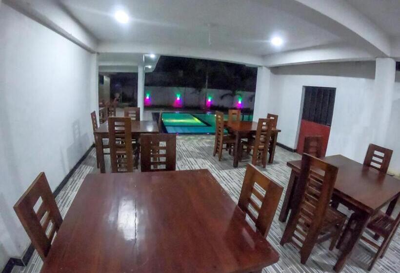 חדר דלוקס, Lion Resort