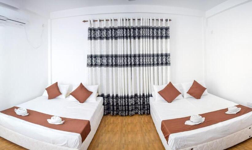 اتاق لوکس خانوادگی, Lion Resort