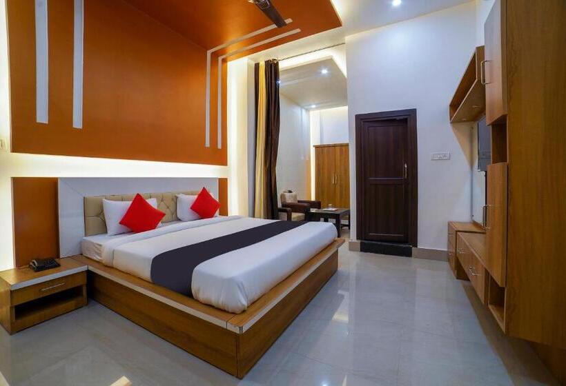 トリプルクラシックルーム, Corinthian