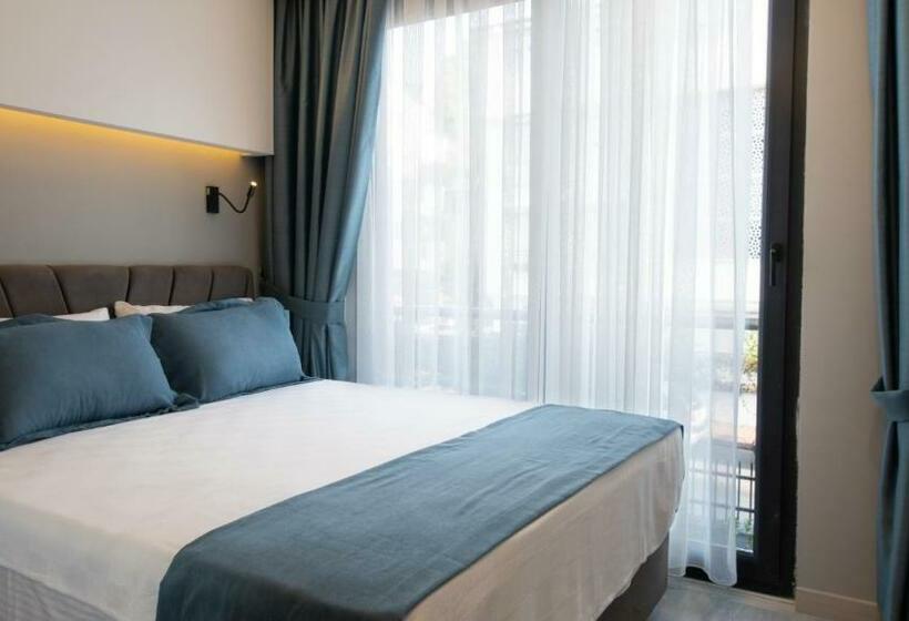 Suite Familiare, Opera Suites Apart