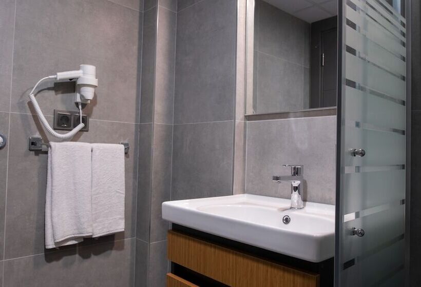 Suite Familiare, Opera Suites Apart