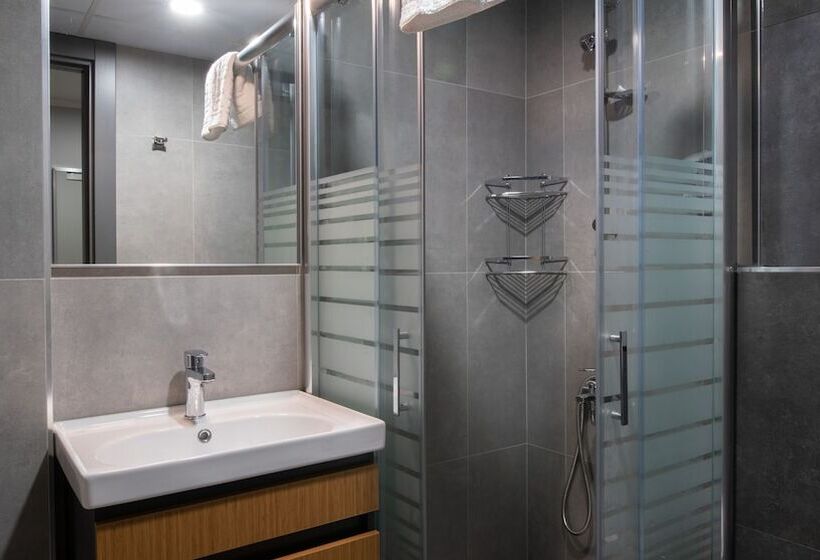 Suite Familiare, Opera Suites Apart