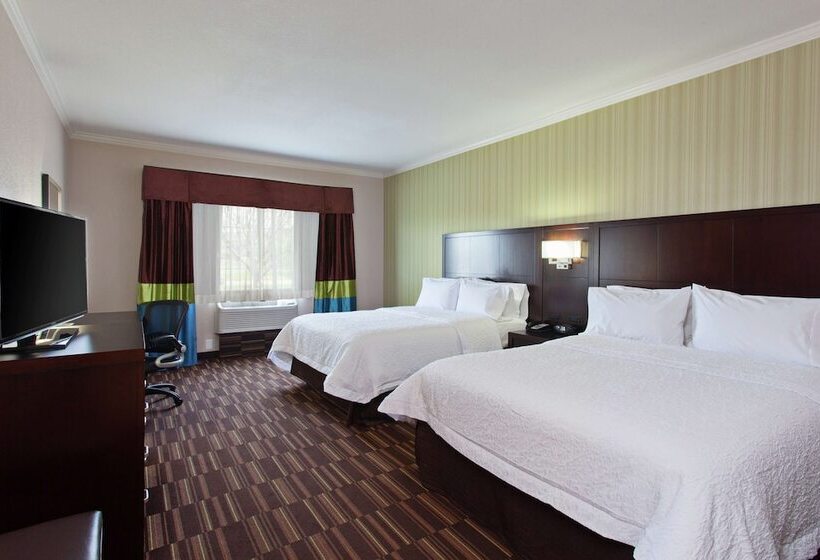 غرفه قياسيه سريرين مزدوجين, Hampton Inn Morgan Hill