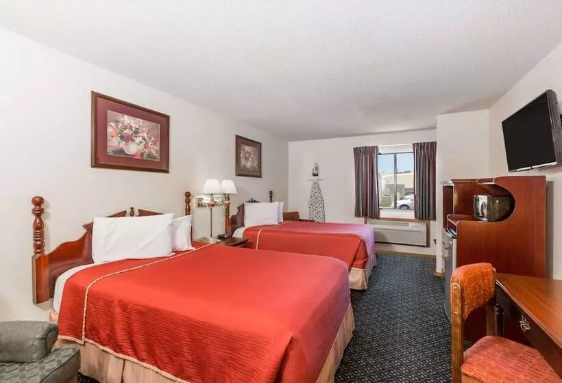 اتاق استاندارد با 2 تخت دوبل, Howard Johnson By Wyndham Wichita Airport