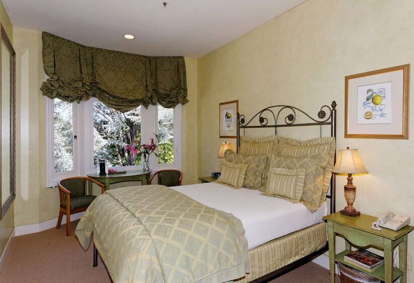 キングサイズベッドのスタンダードルーム, Sausalito