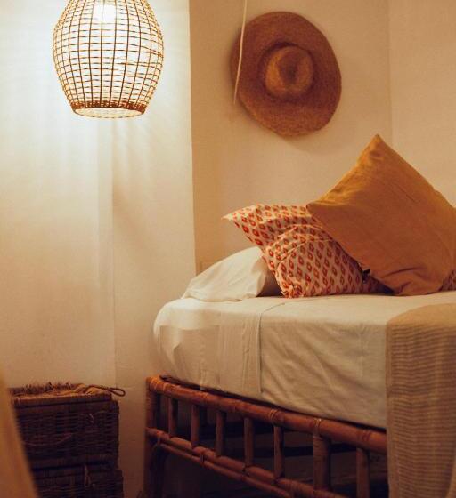 带2个双人床的标准工作室, Maria Bonita Sri Lanka