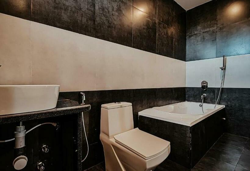 带阳台的豪华间, Vaggi S Place