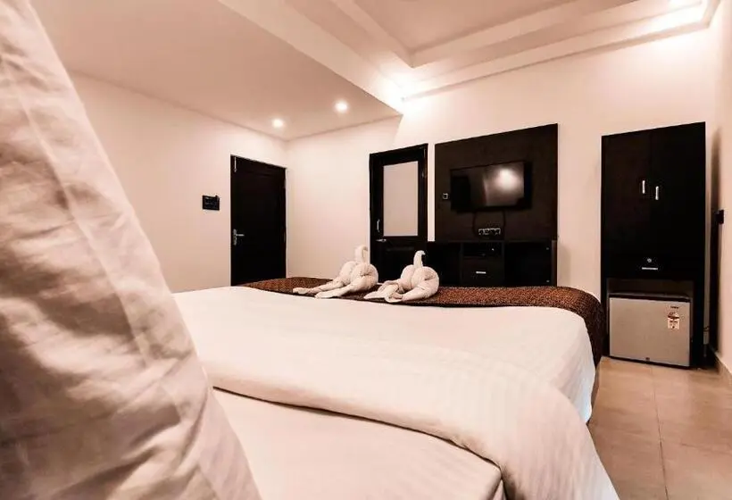 Habitació Triple Estàndard amb Balcó, Vaggi S Place
