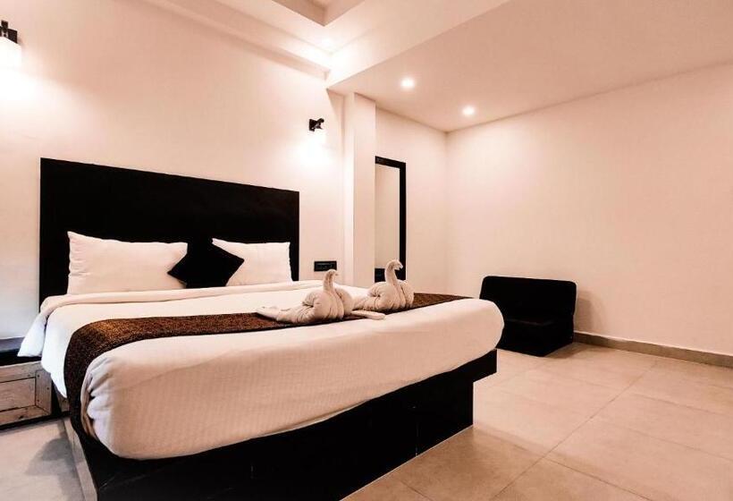 스탠다드 트리플 발코니 룸, Vaggi S Place