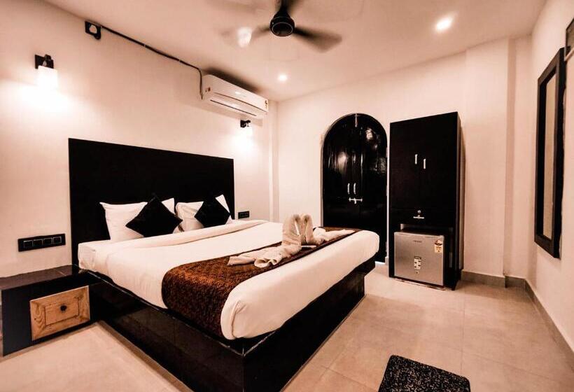 4인용 스탠다드 룸, Vaggi S Place