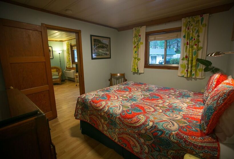 Family Suite, Outside Inn