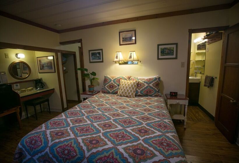 标准间, Outside Inn