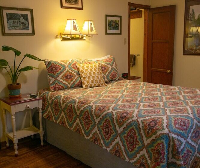 غرفة قياسية, Outside Inn