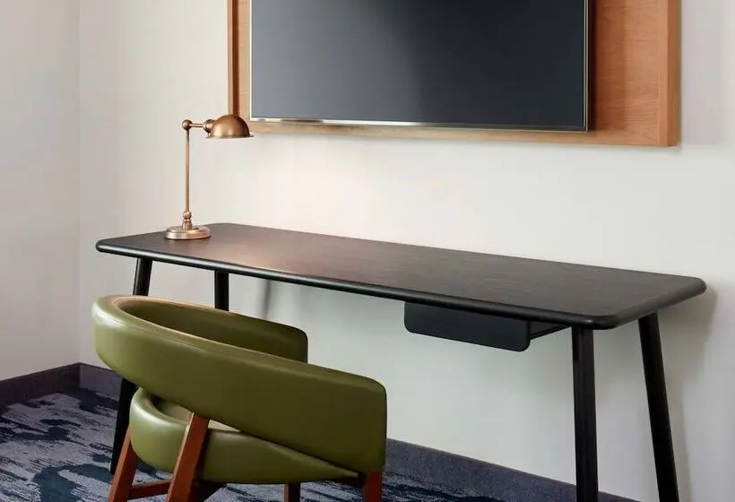 スタンダードスタジオ, Fairfield Inn & Suites Locust Grove I 75 South
