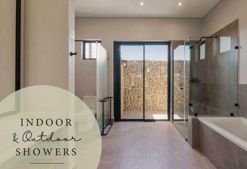 Номер Superior, Olivewood