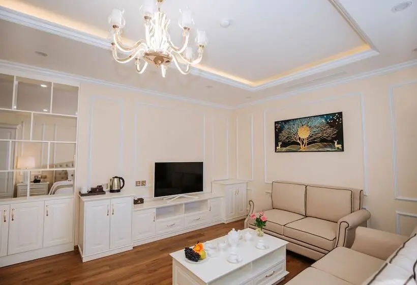 سوییت اجرایی, Thông đỏ