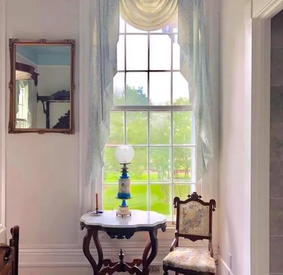 バルコニー付きデラックスルーム, The Montgomery B&b