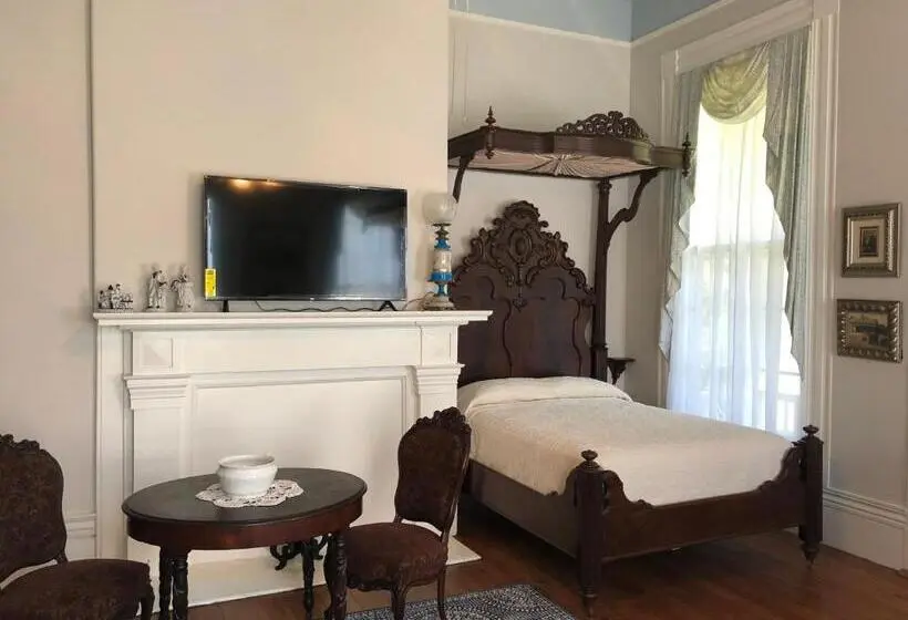 バルコニー付きデラックスルーム, The Montgomery B&b