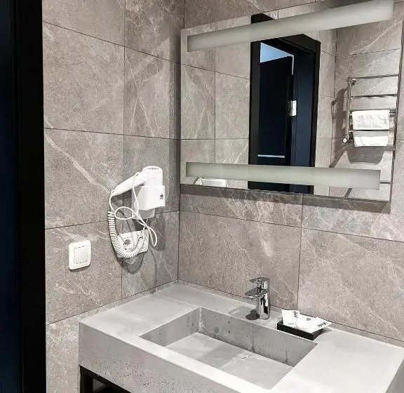 Suite, Aleanda