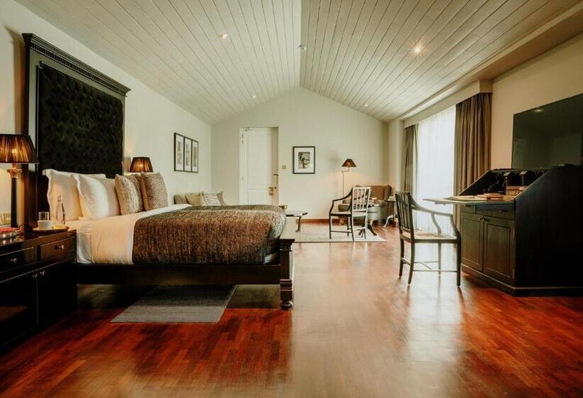 سوییت اجرایی, W15 Hanthana Estate Kandy