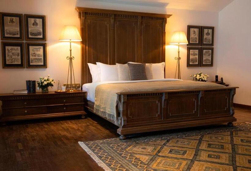 سوییت اجرایی, W15 Hanthana Estate Kandy