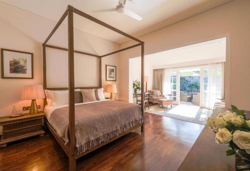 سوییت لوکس, W15 Hanthana Estate Kandy