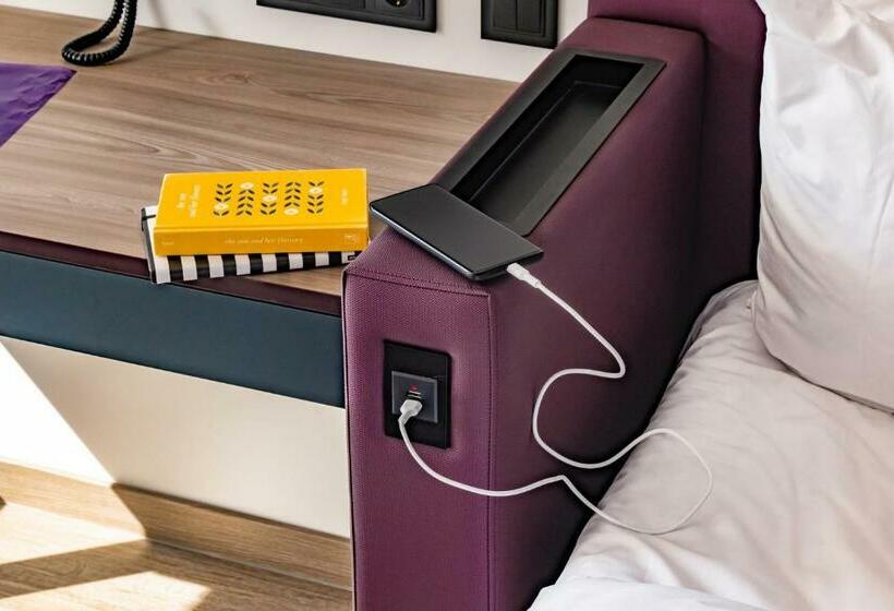 اتاق پرمیوم, Yotel Porto