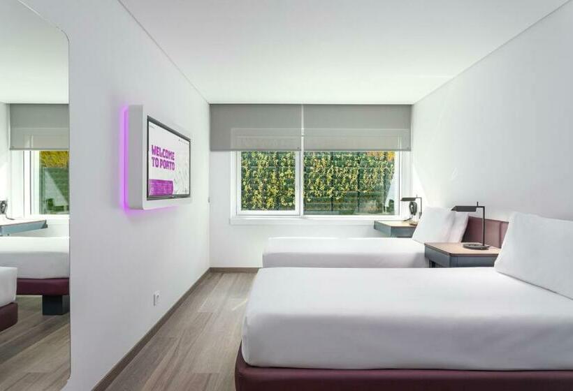 اتاق پرمیوم, Yotel Porto