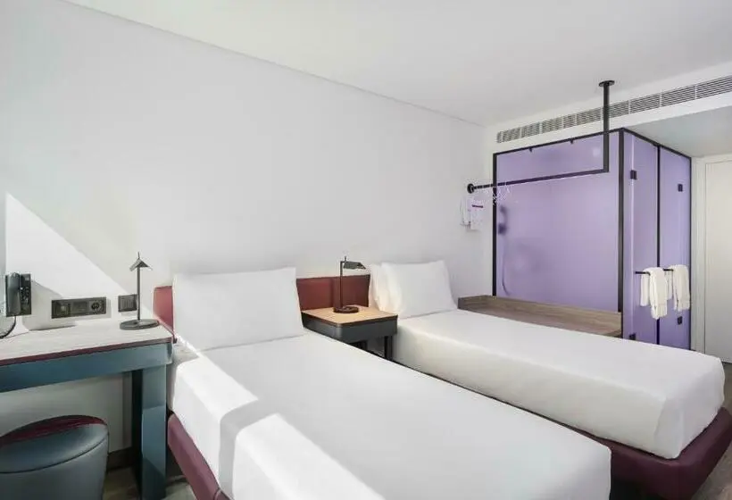 Premium-huone, Yotel Porto