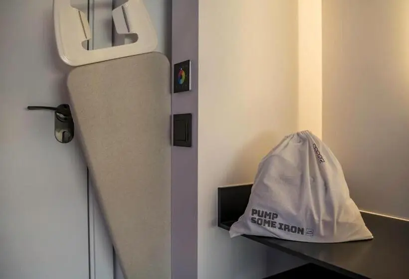 Perhesviitti, Yotel Porto
