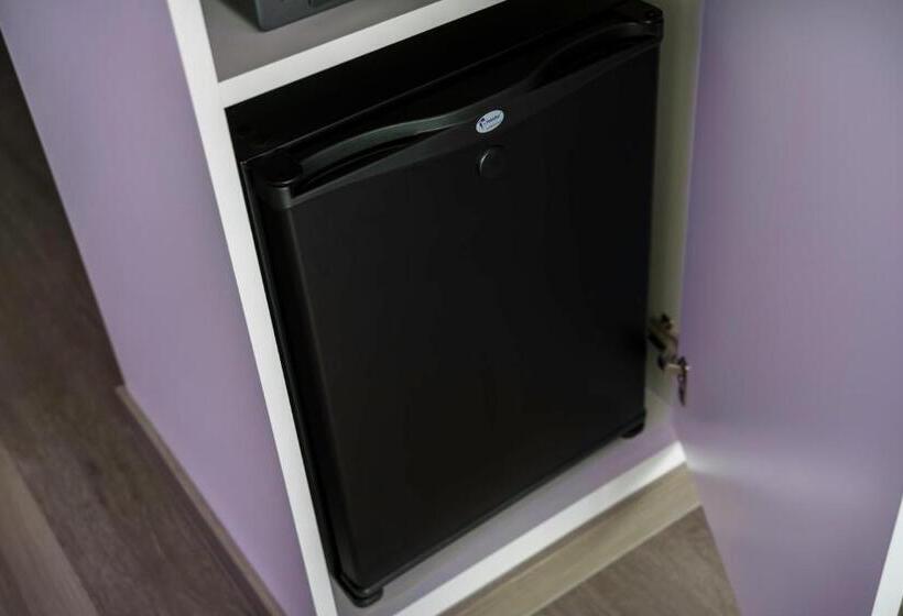 اتاق خانوادگی, Yotel Porto