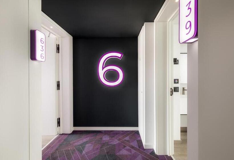 اتاق خانوادگی, Yotel Porto