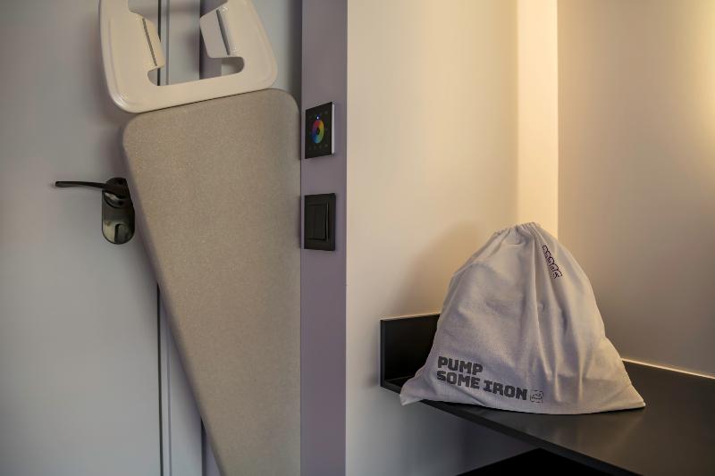 اتاق پرمیوم, Yotel Porto