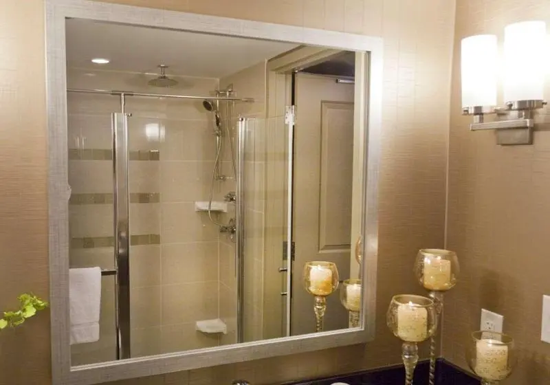 Standard Kolmen Hengen Huone, Yotel Porto